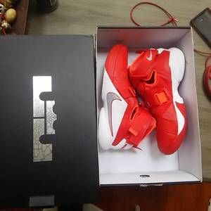 Meet your Posher, Parker